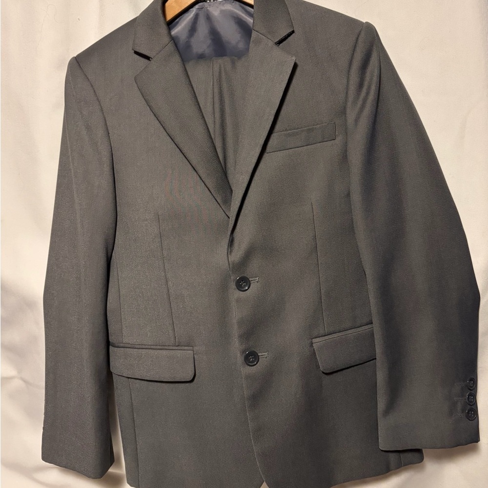 Classic Men's Dark Gray Two-Button Blazer